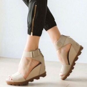Women’s Cream Sorel Joanie II Ankle Strap Wedge Sandals